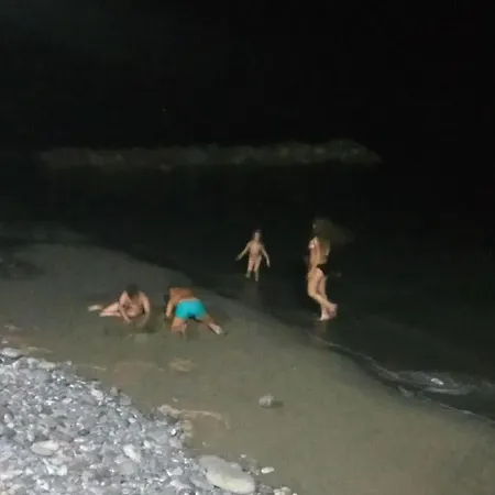 Zea Waves * Kastrí
